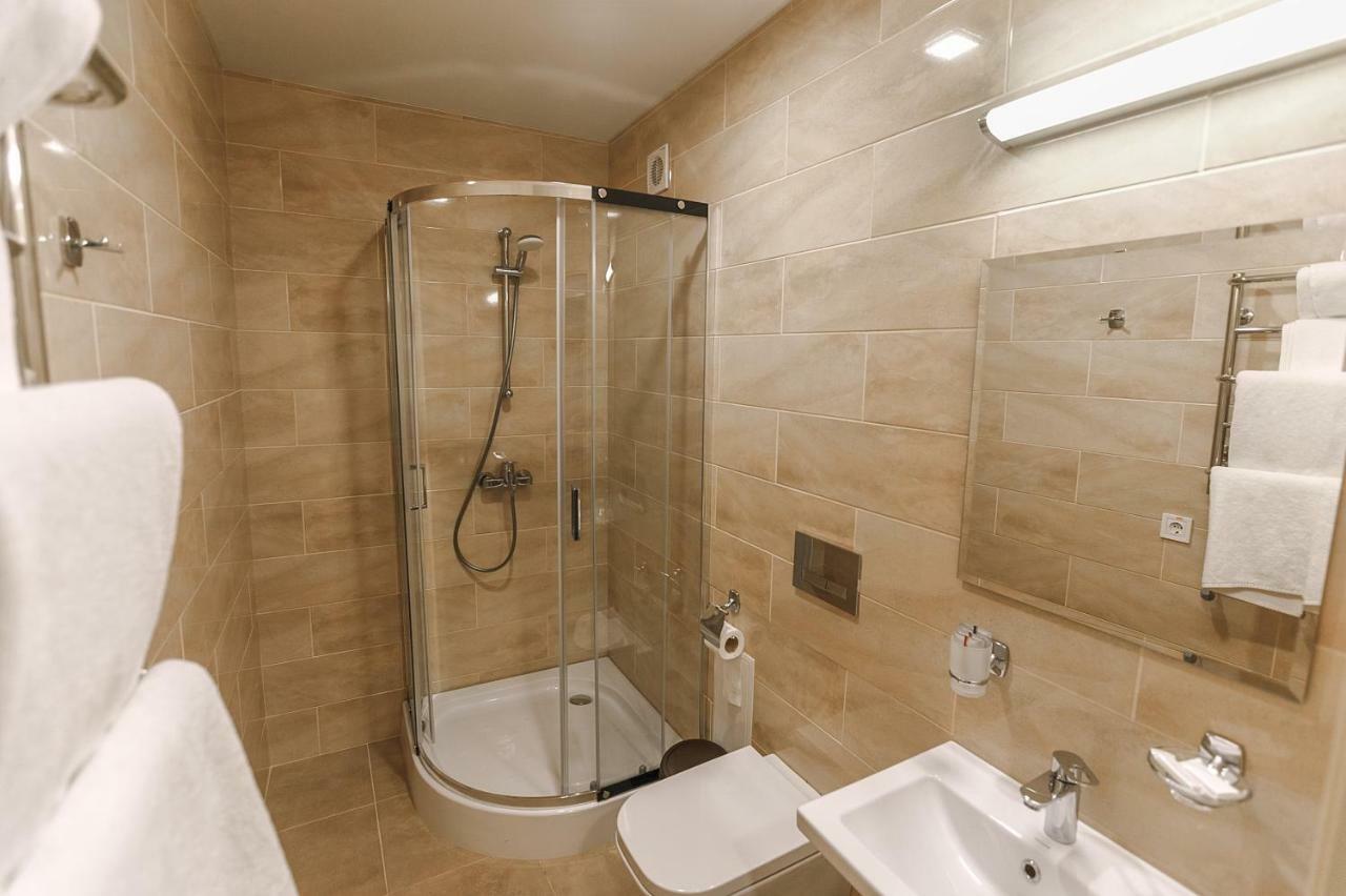 Raziotel Rishelyevskiy ヘルソン エクステリア 写真
