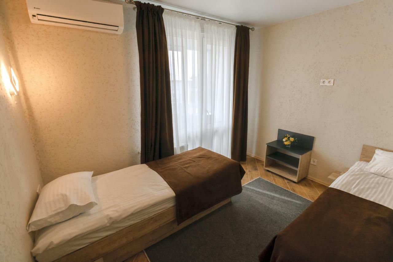 Raziotel Rishelyevskiy ヘルソン エクステリア 写真